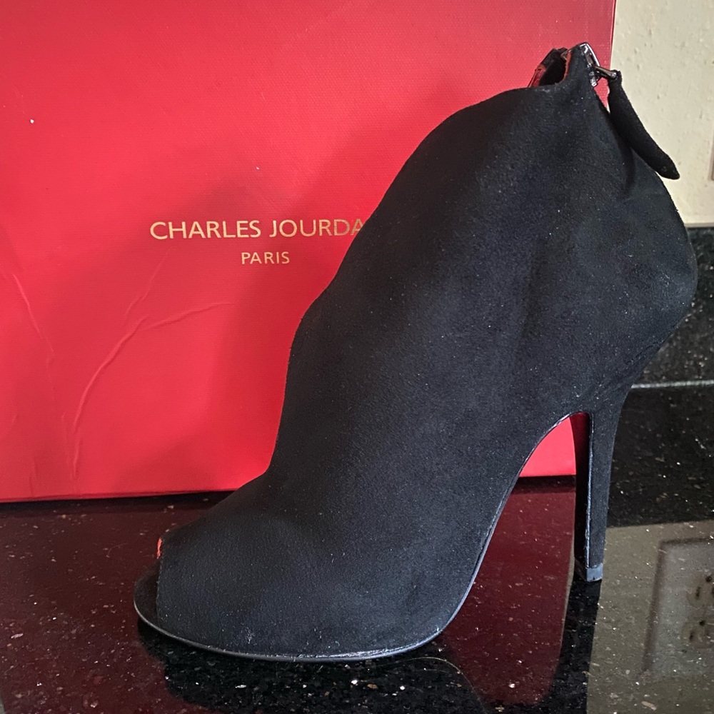 Charles Jourdan Black Heeled Boots
